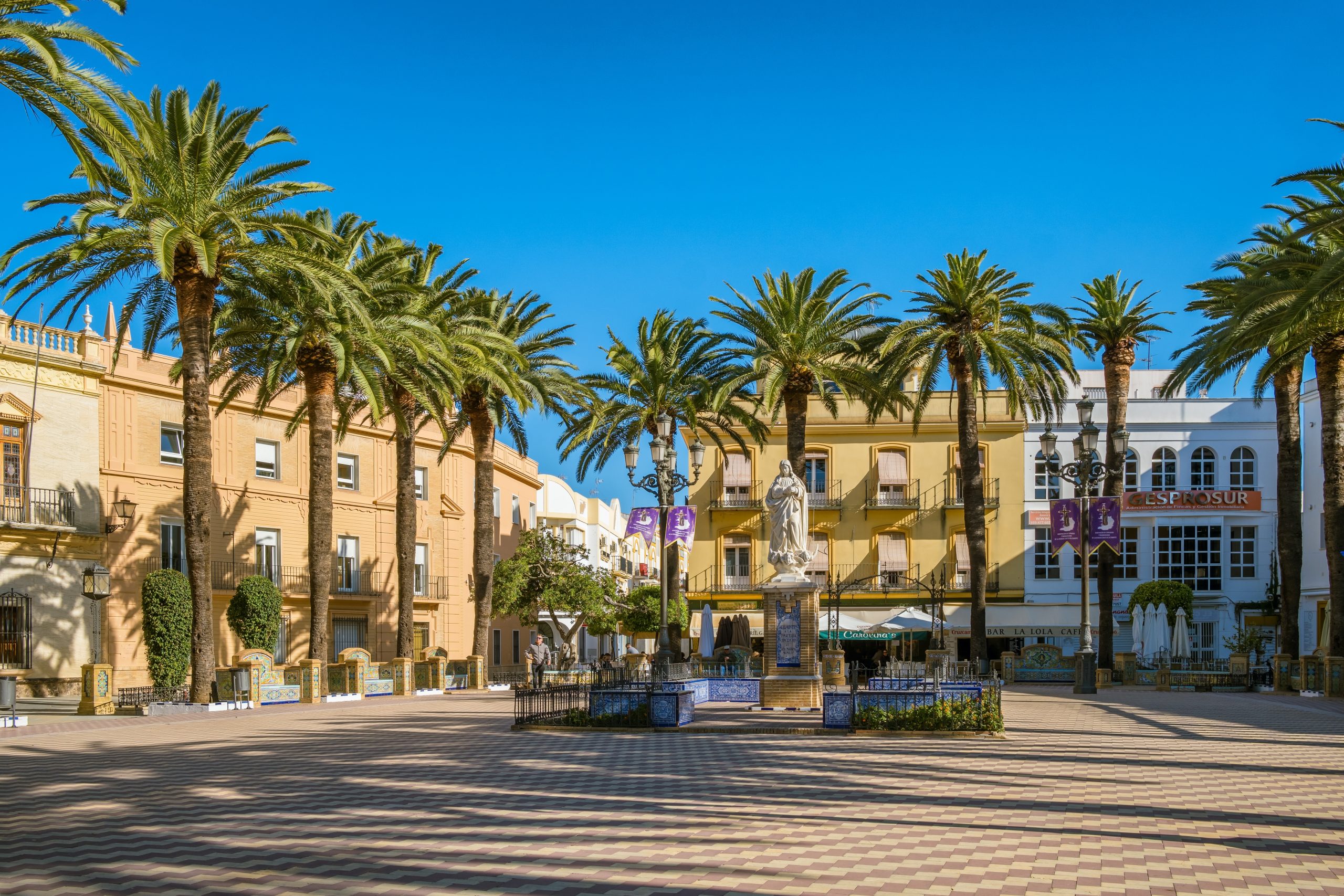 Ayamonte,,Spain,-,April,20,,2022:,Statue,Of,The,Immaculate